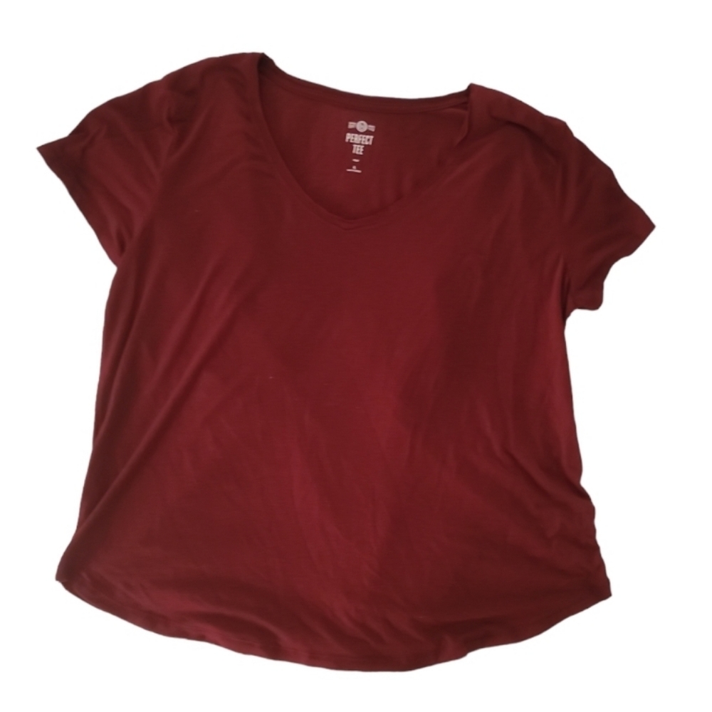 SO perfect tee size XL